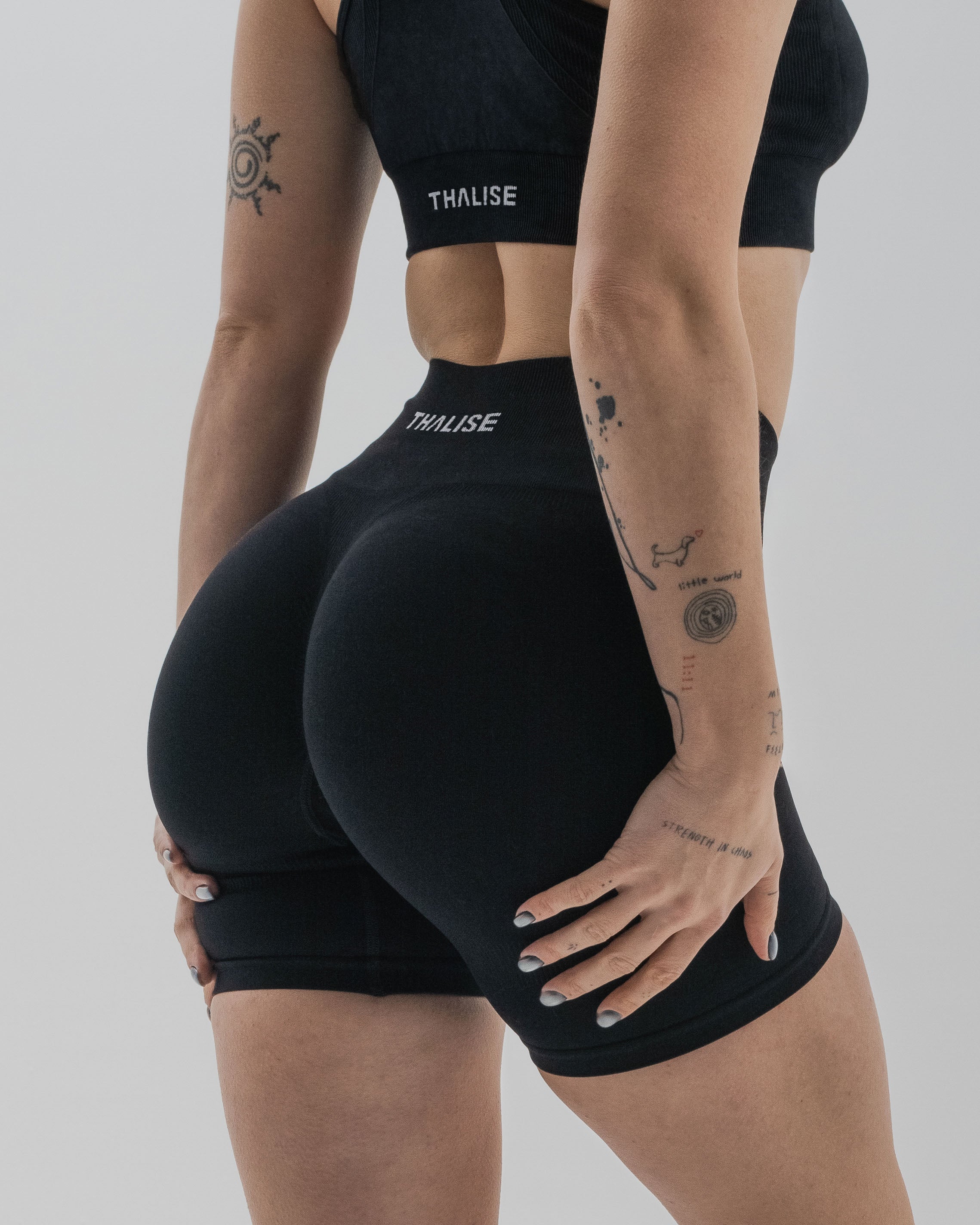 Essenza Scrunch Şort - Siyah